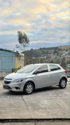 CHEVROLET ONIX 1.0 MPFI LT 8V FLEX 4P MANUAL CHEVROLET ONIX 1.0 MPFI LT 8V FLEX 4P MANUAL
