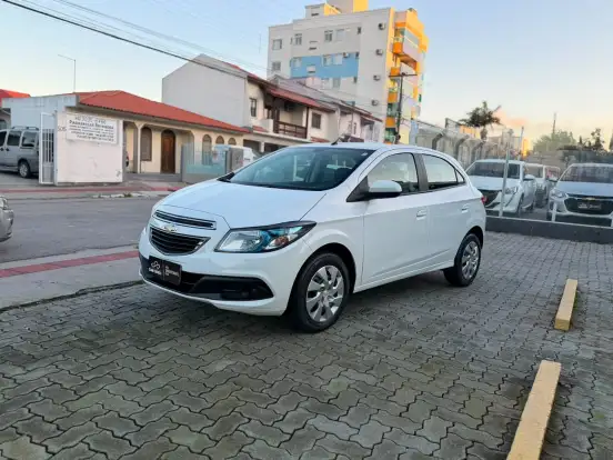 CHEVROLET-ONIX-1.4 MPFI LT 8V FLEX 4P MANUAL CHEVROLET-ONIX-2016