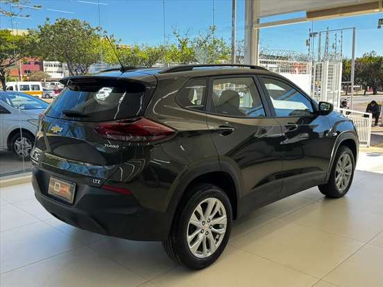 CHEVROLET-TRACKER-2024