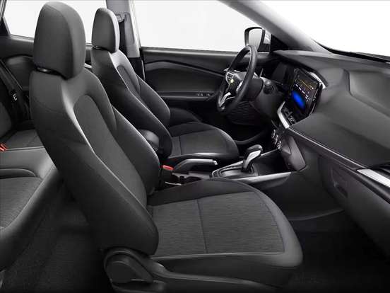 CHEVROLET-TRACKER-2025