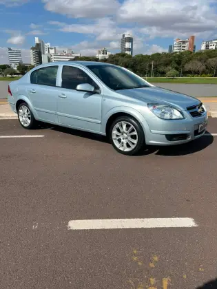 CHEVROLET VECTRA 2.0 MPFI EXPRESSION 8V FLEX 4P MANUAL CHEVROLET VECTRA 2.0 MPFI EXPRESSION 8V FLEX 4P MANUAL