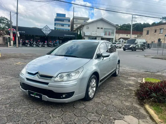 CITROËN C4 2.0 EXCLUSIVE 16V FLEX 4P AUTOMÁTICO CITROËN C4 2.0 EXCLUSIVE 16V FLEX 4P AUTOMÁTICO
