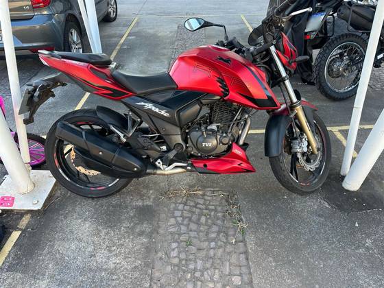 DAFRA APACHE RTR 200 
