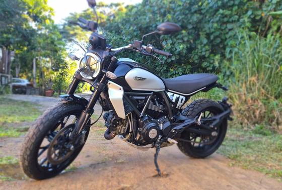 DUCATI SCRAMBLER ICON 