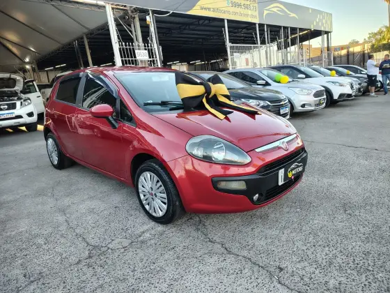 FIAT PUNTO 1.4 ATTRACTIVE 8V FLEX 4P MANUAL FIAT PUNTO 1.4 ATTRACTIVE 8V FLEX 4P MANUAL