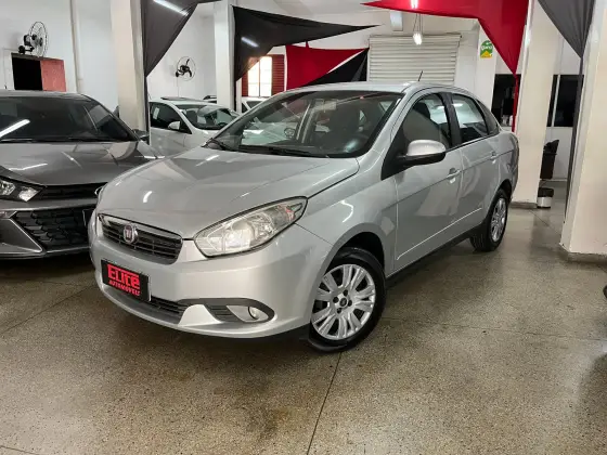 FIAT SIENA 1.4 MPI ATTRACTIVE 8V FLEX 4P MANUAL FIAT SIENA 1.4 MPI ATTRACTIVE 8V FLEX 4P MANUAL