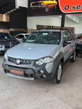 FIAT STRADA 1.8 MPI ADVENTURE CD 16V FLEX 2P MANUAL FIAT STRADA 1.8 MPI ADVENTURE CD 16V FLEX 2P MANUAL