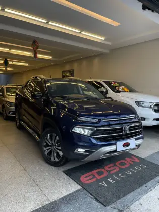 FIAT TORO 2.0 16V TURBO DIESEL VOLCANO 4WD AT9 FIAT TORO 2.0 16V TURBO DIESEL VOLCANO 4WD AT9
