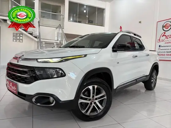 FIAT TORO 2.4 16V MULTIAIR FLEX VOLCANO AT9 FIAT TORO 2.4 16V MULTIAIR FLEX VOLCANO AT9