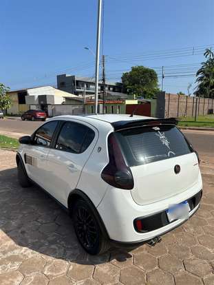 FIAT-PALIO-2015