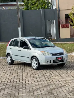 FORD FIESTA 1.0 MPI HATCH 8V FLEX 4P MANUAL FORD FIESTA 1.0 MPI HATCH 8V FLEX 4P MANUAL