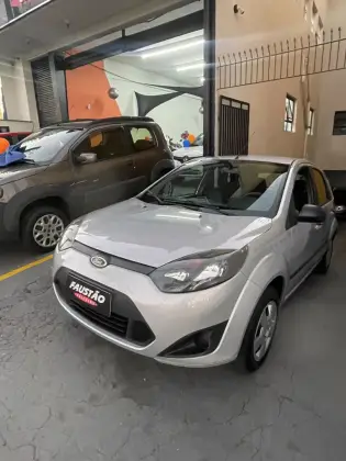 FORD FIESTA 1.0 MPI HATCH 8V FLEX 4P MANUAL