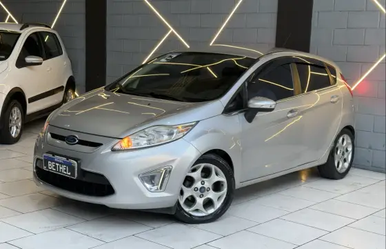 FORD FIESTA 1.6 SE HATCH 16V FLEX 4P MANUAL FORD FIESTA 1.6 SE HATCH 16V FLEX 4P MANUAL