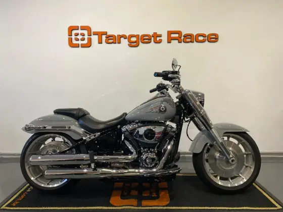 HARLEY-DAVIDSON SOFTAIL FAT BOY 117 HARLEY-DAVIDSON SOFTAIL FAT BOY 117