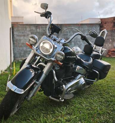 HARLEY-DAVIDSON-SOFTAIL DELUXE-2019