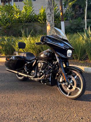 HARLEY-DAVIDSON STREET GLIDE 