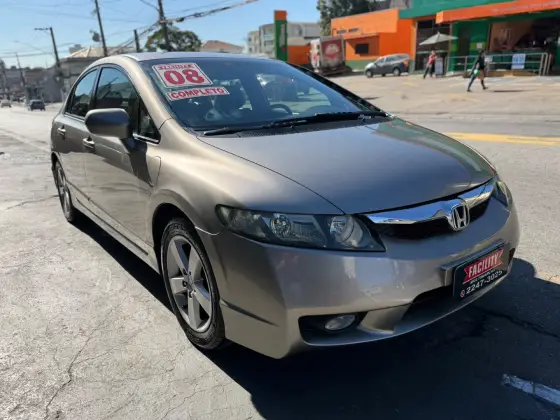 HONDA CIVIC 1.8 LXS 16V FLEX 4P MANUAL HONDA CIVIC 1.8 LXS 16V FLEX 4P MANUAL