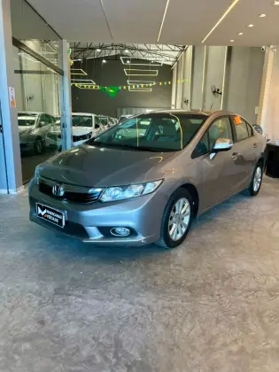 HONDA CIVIC 2.0 LXR 16V FLEX 4P AUTOMÁTICO HONDA CIVIC 2.0 LXR 16V FLEX 4P AUTOMÁTICO