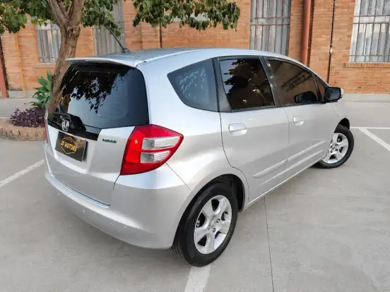 HONDA-FIT-1.4 LXL 16V FLEX 4P AUTOMÁTICO HONDA-FIT-2011