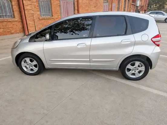 HONDA-FIT-1.4 LXL 16V FLEX 4P AUTOMÁTICO HONDA-FIT-2011
