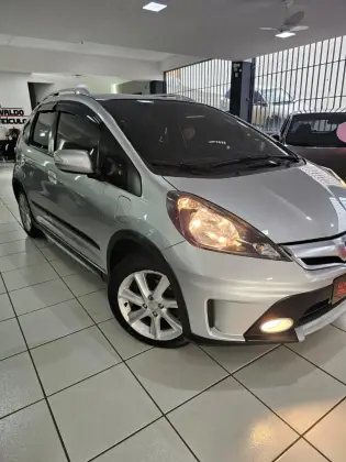 HONDA FIT 1.5 TWIST 16V FLEX 4P AUTOMÁTICO HONDA FIT 1.5 TWIST 16V FLEX 4P AUTOMÁTICO