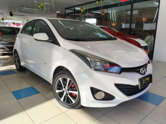HYUNDAI HB20 1.0 COMFORT 12V FLEX 4P MANUAL HYUNDAI HB20 1.0 COMFORT 12V FLEX 4P MANUAL