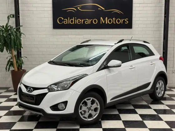 HYUNDAI HB20 1.6 COMFORT STYLE 16V FLEX 4P MANUAL HYUNDAI HB20 1.6 COMFORT STYLE 16V FLEX 4P MANUAL