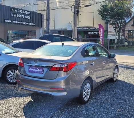 HYUNDAI-HB20S-2017