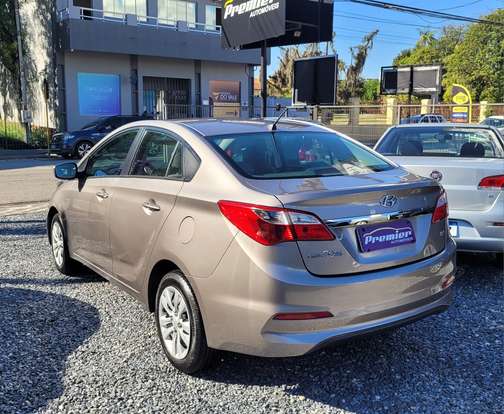 HYUNDAI-HB20S-2017