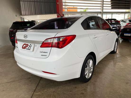HYUNDAI-HB20S-1.6 PREMIUM 16V FLEX 4P AUTOMÁTICO HYUNDAI-HB20S-2013