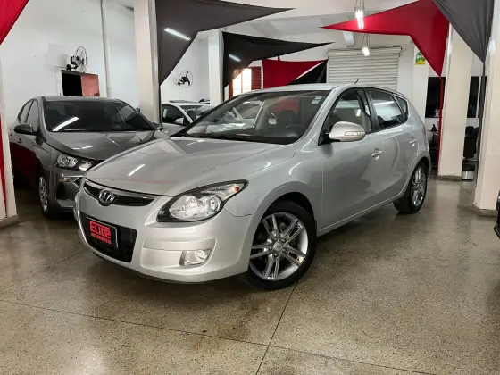 HYUNDAI I30 2.0 MPI 16V GASOLINA 4P MANUAL HYUNDAI I30 2.0 MPI 16V GASOLINA 4P MANUAL