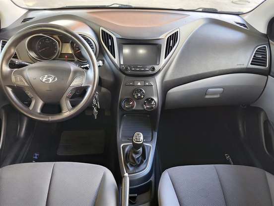 HYUNDAI-HB20S-1.0 COMFORT PLUS 12V TURBO FLEX 4P MANUAL HYUNDAI-HB20S-2018