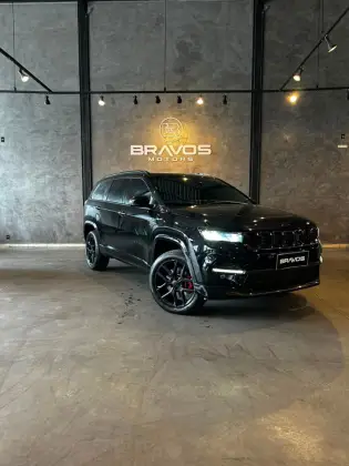 JEEP COMMANDER 2.0 HURRICANE 4 TURBO GASOLINA BLACKHAWK AT9
