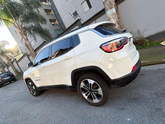 JEEP-COMPASS-2.0 16V FLEX LONGITUDE AUTOMÁTICO JEEP-COMPASS-2017