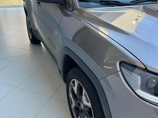 JEEP-COMPASS-2.0 16V FLEX LONGITUDE AUTOMÁTICO JEEP-COMPASS-2019