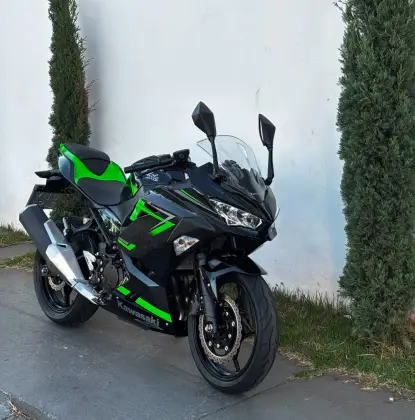 KAWASAKI NINJA 400 KAWASAKI NINJA 400
