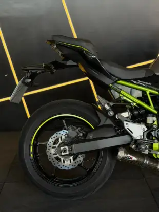 KAWASAKI-Z900-2020