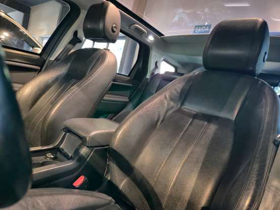 LAND ROVER-DISCOVERY SPORT-2016
