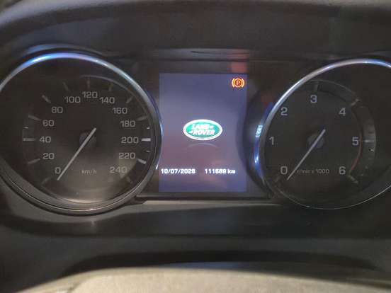 LAND ROVER-DISCOVERY SPORT-2016