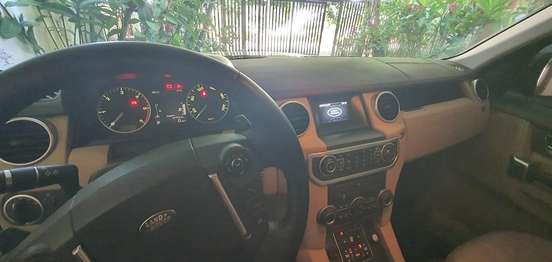 LAND ROVER-DISCOVERY 4-2013
