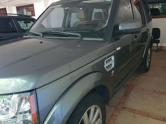 LAND ROVER-DISCOVERY 4-3.0 S 4X4 V6 24V BI-TURBO DIESEL 4P AUTOMÁTICO LAND ROVER-DISCOVERY 4-2013