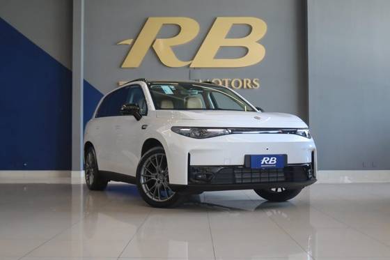 LEAPMOTOR C10 28,4 KW REEV
