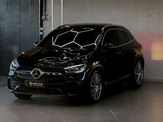 MERCEDES-BENZ-GLA 200-2022