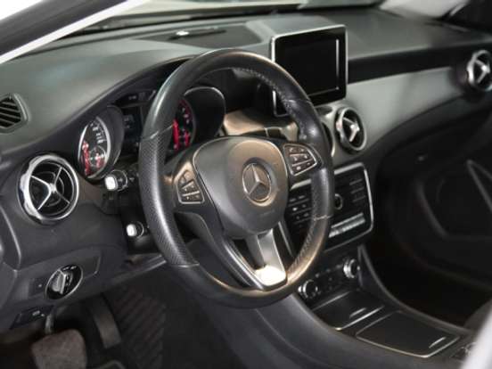 MERCEDES-BENZ-GLA 200-1.6 CGI FLEX ADVANCE 7G-DCT MERCEDES-BENZ-GLA 200-2019