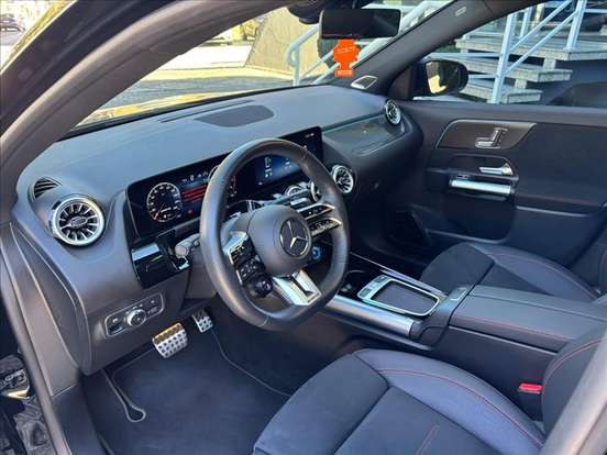 MERCEDES-BENZ-GLA 35 AMG-2.0 MHEV 4MATIC SPEEDSHIFT MERCEDES-BENZ-GLA 35 AMG-2024