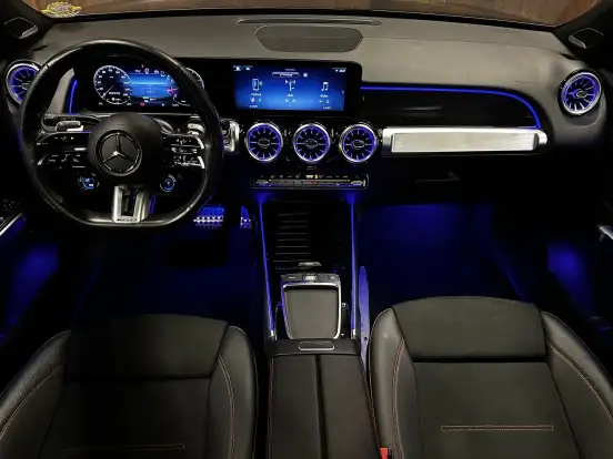 MERCEDES-BENZ-GLB 35 AMG-2024