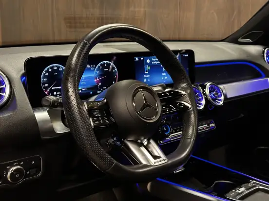 MERCEDES-BENZ-GLB 35 AMG-2.0 MHEV 4MATIC SPEEDSHIFT MERCEDES-BENZ-GLB 35 AMG-2024