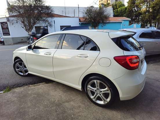 MERCEDES-BENZ-CLASSE A-2013
