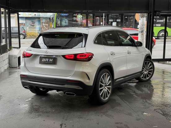 MERCEDES-BENZ-GLA 200-1.3 GCI GASOLINA AMG LINE 7G-DCT MERCEDES-BENZ-GLA 200-2022