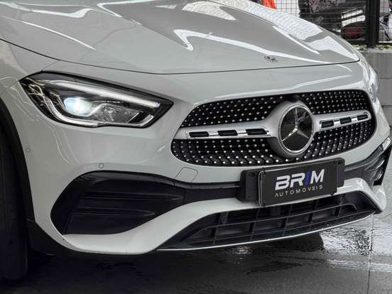 MERCEDES-BENZ-GLA 200-2022